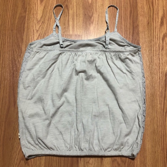 Hollister Floral Lace Crop Top - Picture 2 of 3